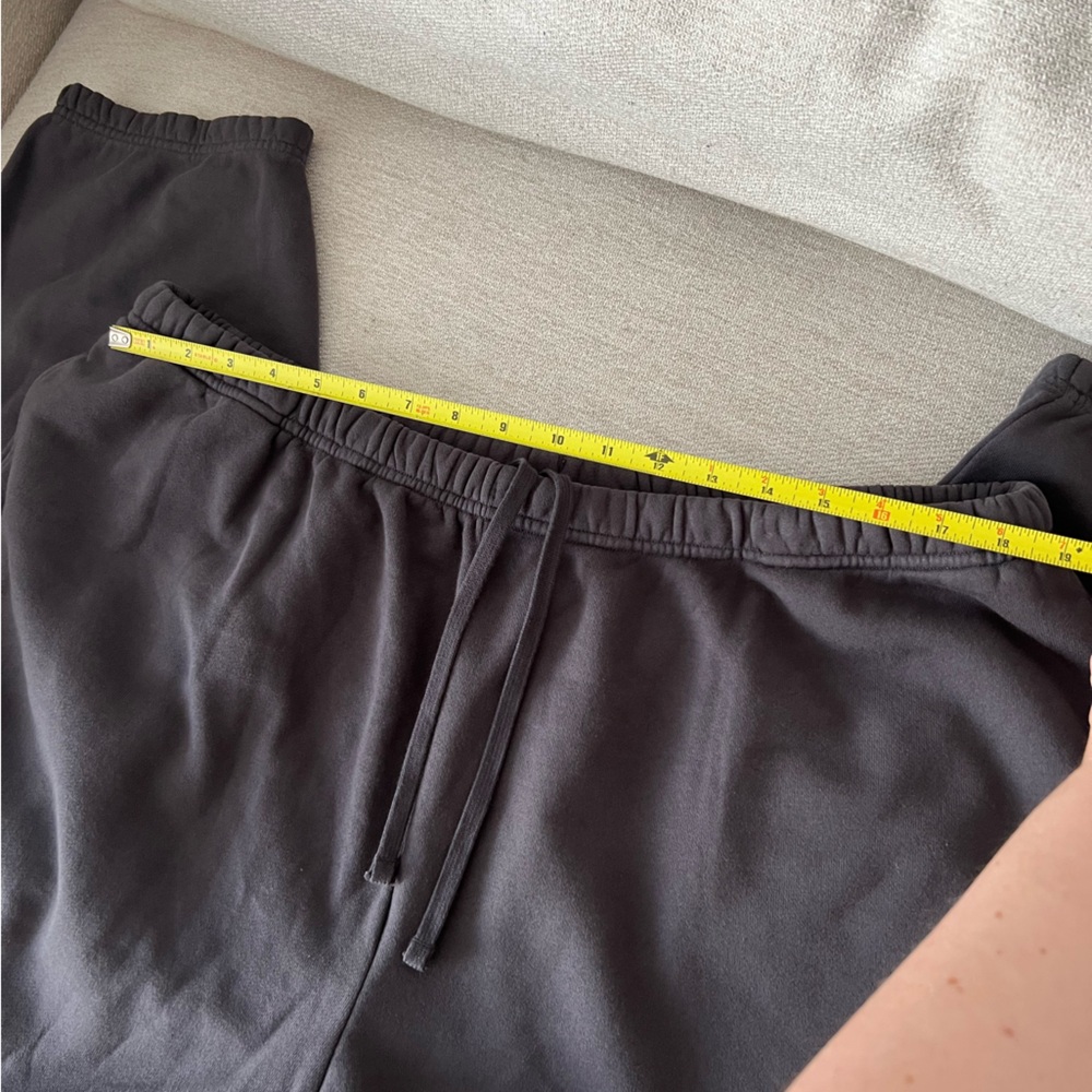 SKIMS mens classic jogger XL black dark grey French terry sweatpants 100% cotton - Picture 9 of 12